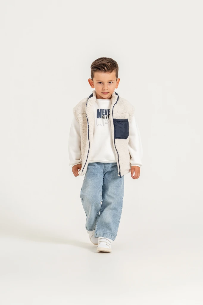 Erkek Çocuk Cep Detaylı Peluş Yelekli Baskılı Sweatshirt ve Kot Pantolon 3’lü Takım 8308 WNT - LACİVERT