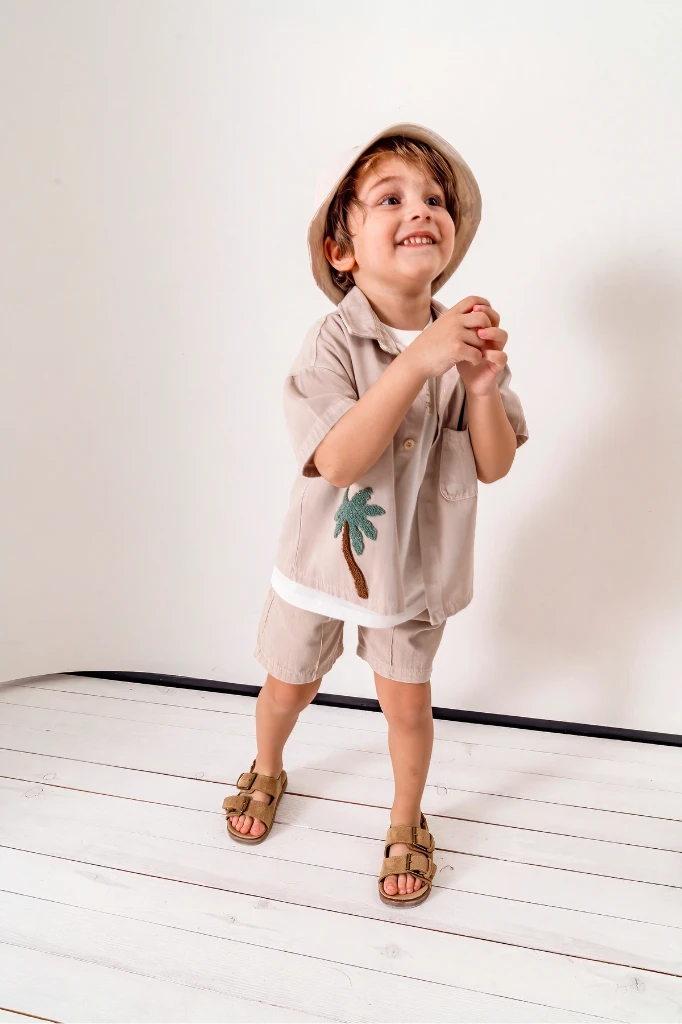 Palmiye Nakışlı Kısa Kollu Gömlek Şort 3lü Erkek Çocuk Takım 3702 - BEJ