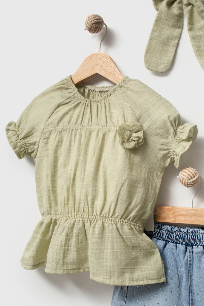 Kız Çocuk Taş Baskılı Şortlu Fırfır Detaylı 2’li Takım (toka hediyeli) 3704 - YEŞİL