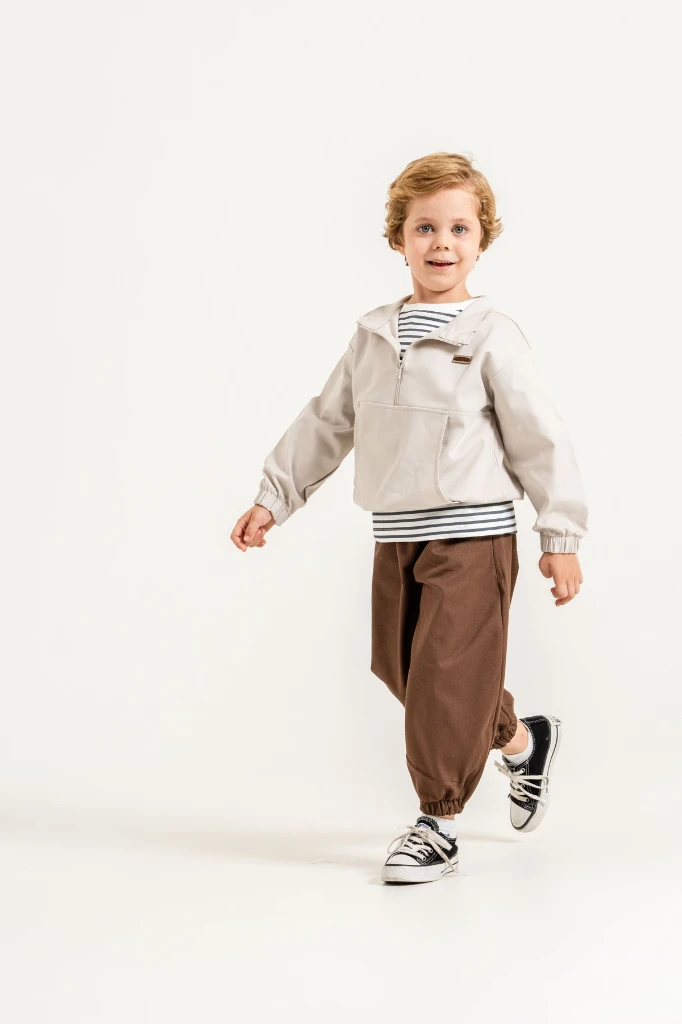 Erkek Çocuk Yarım Fermuarlı Sweatshirt, Çizgili Tişört ve Jogger Pantolon 3’lü Takım 9112 - BEJ