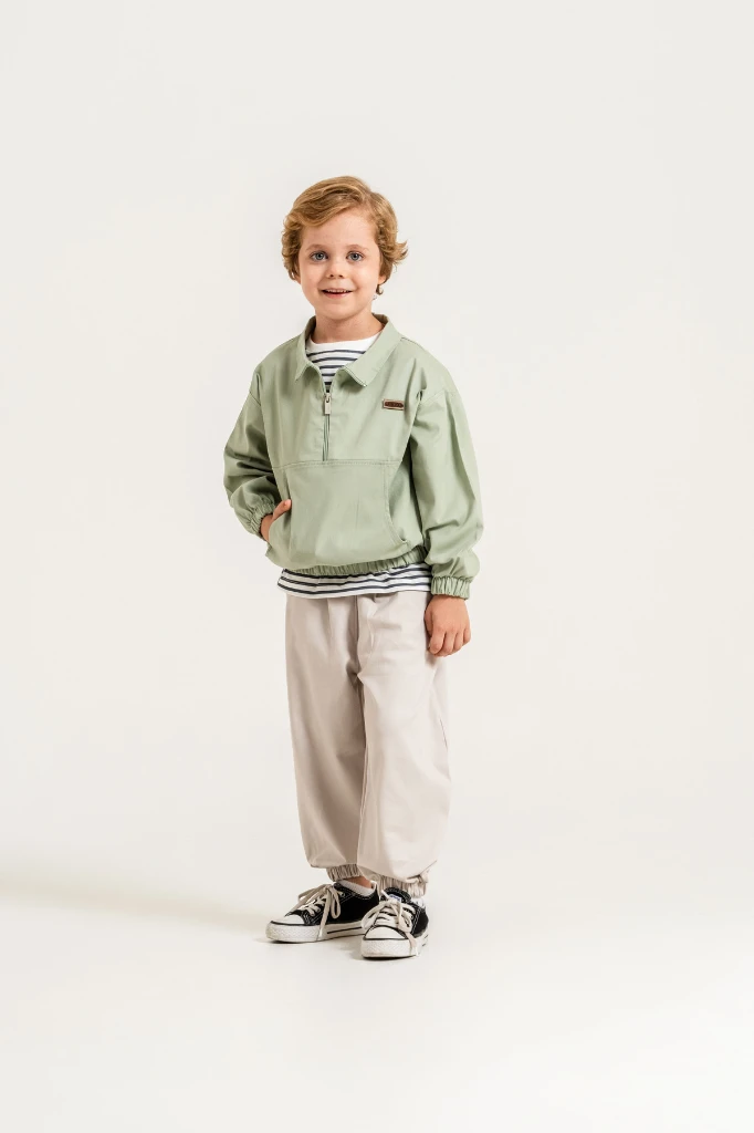 Erkek Çocuk Yarım Fermuarlı Sweatshirt, Çizgili Tişört ve Jogger Pantolon 3’lü Takım 9112 - YEŞİL