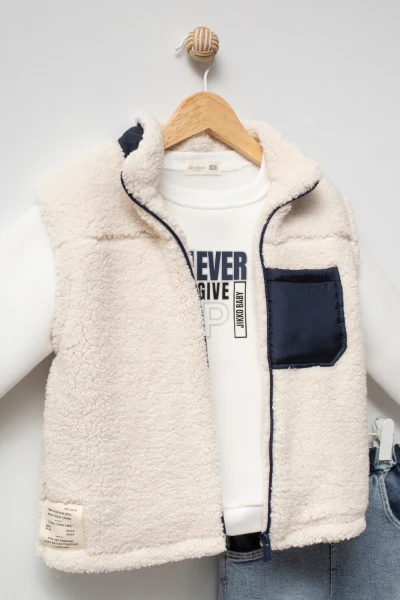 Erkek Çocuk Cep Detaylı Peluş Yelekli Baskılı Sweatshirt ve Kot Pantolon 3’lü Takım 8308 WNT - LACİVERT